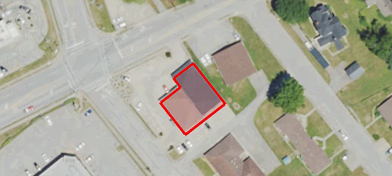 496 Main St