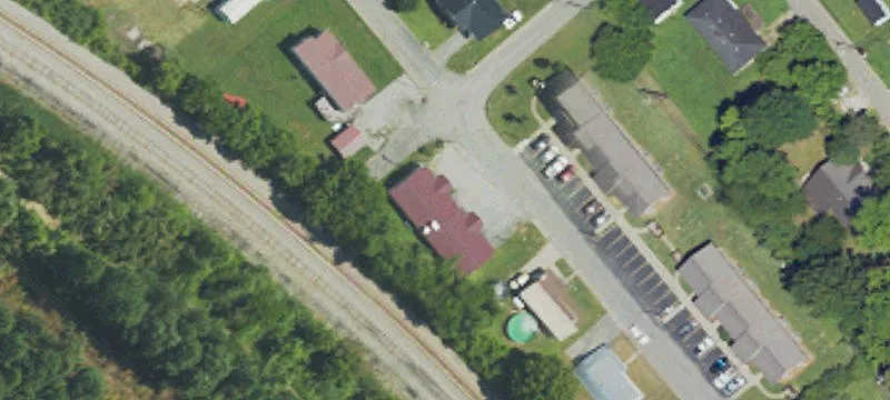 4 Roberts Dr