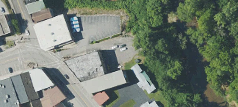21976 Main St