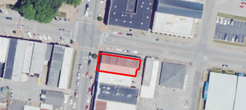 101 Main St