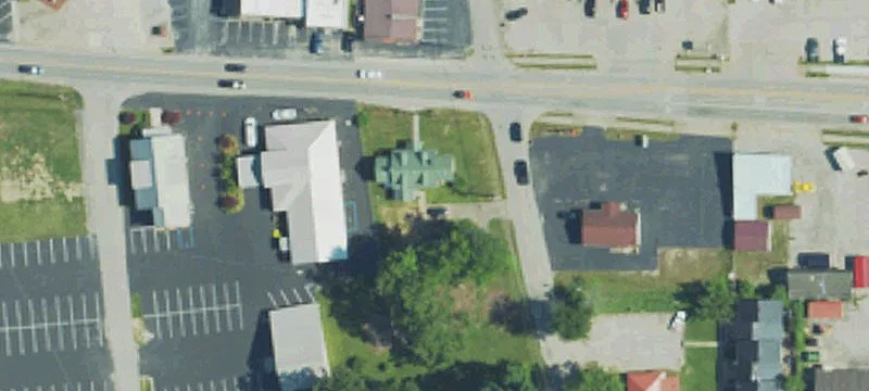 81 College Ave