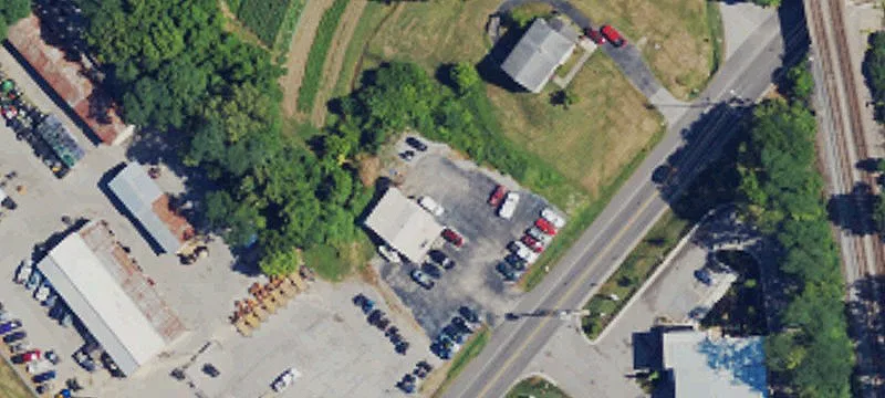 1040 Paris Pike