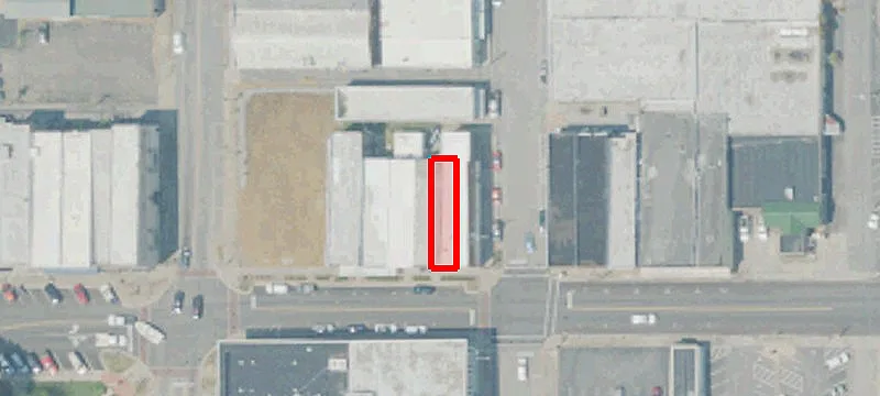 302 Main St