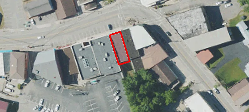22011 Main St