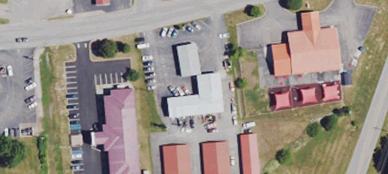 115 Commercial Dr