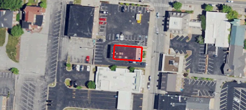 111 4th St