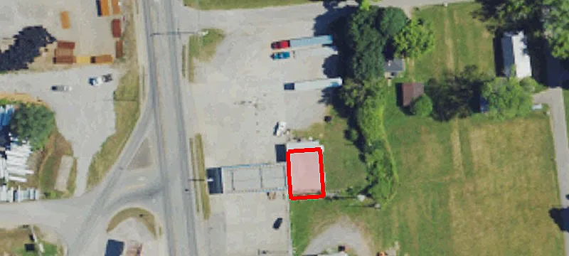 1306 Main St
