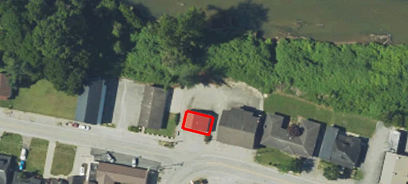 3 Riverfront Rd