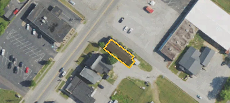 132 Main St