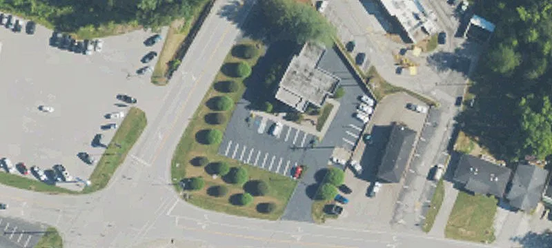1645 Main St