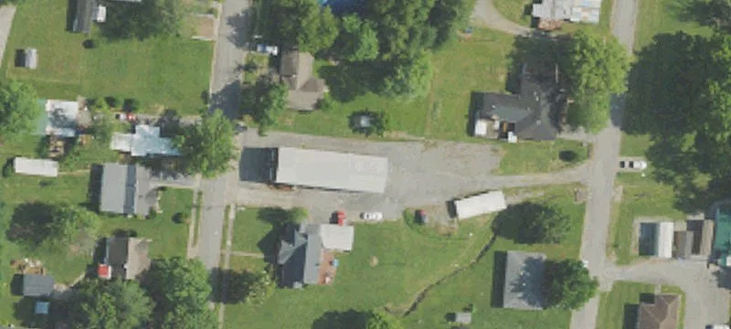 412 College St