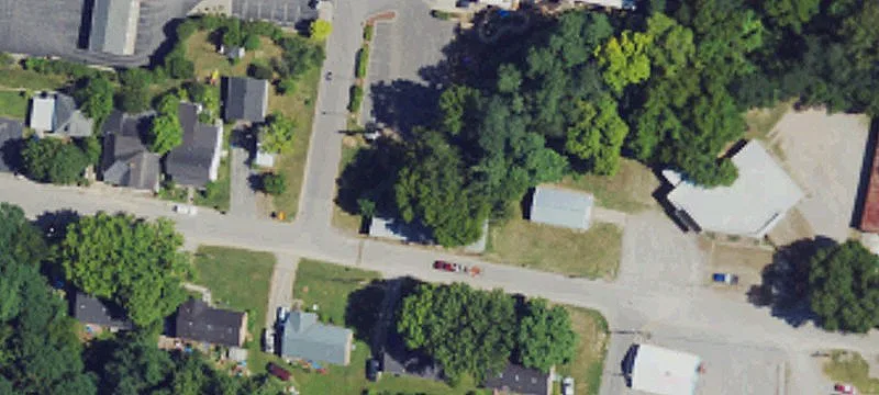 Maple St