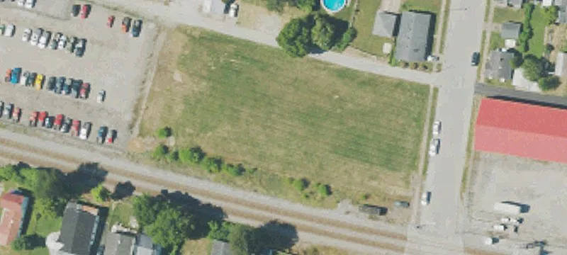 221 Poplar St