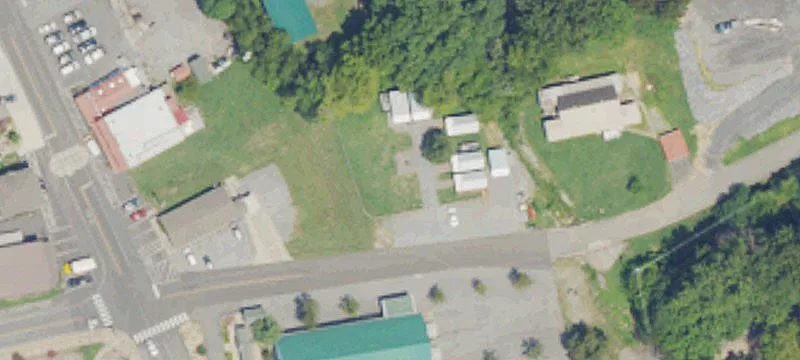 140 Commerce Ave