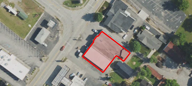 242 Main St