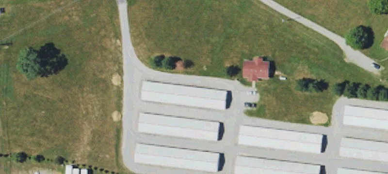 Louisville Rd