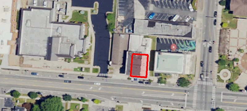 417 Main St