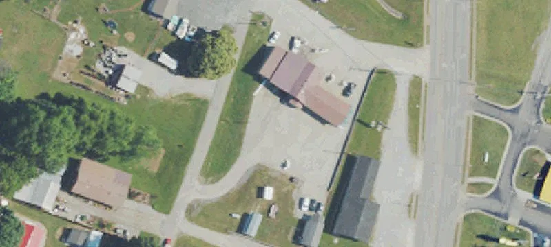 1581 Main St