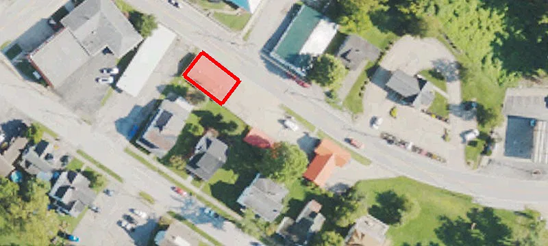 102 Miami St