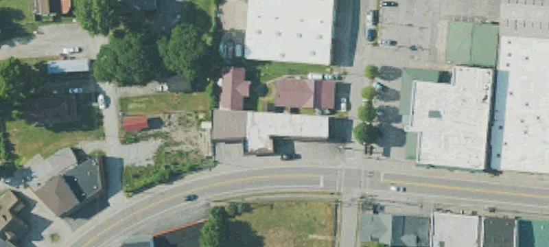 1824 Main St
