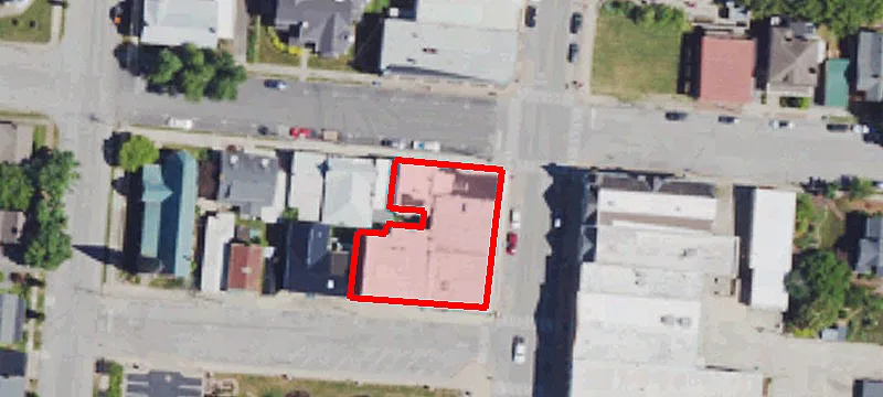 200 Main St