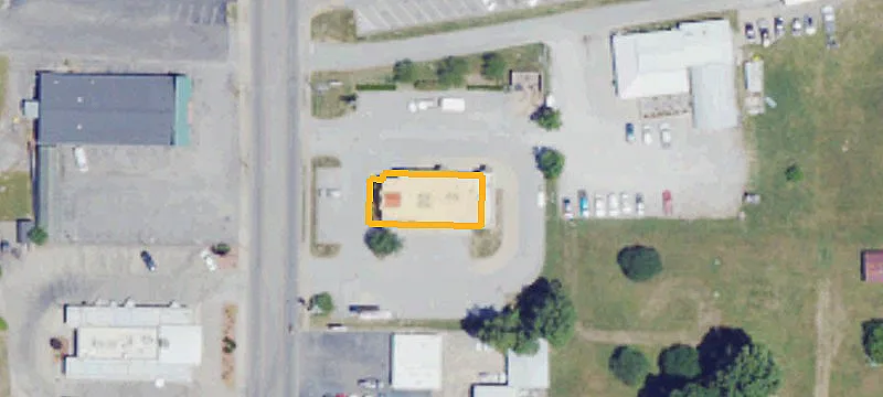 810 Main St