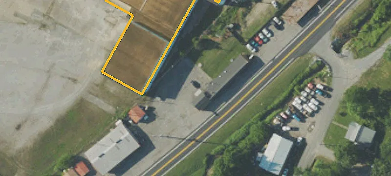 445 Main St