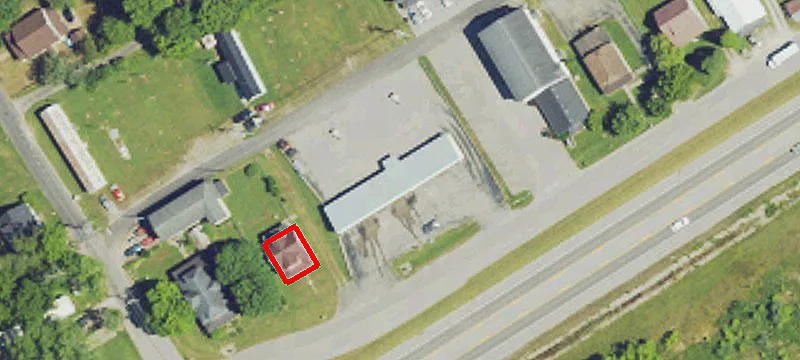 915 Main St