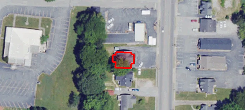 725 Main St