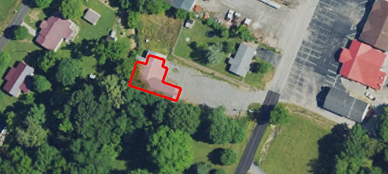 112 Shirley St