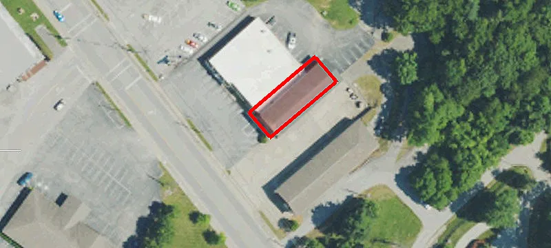 828 Main St