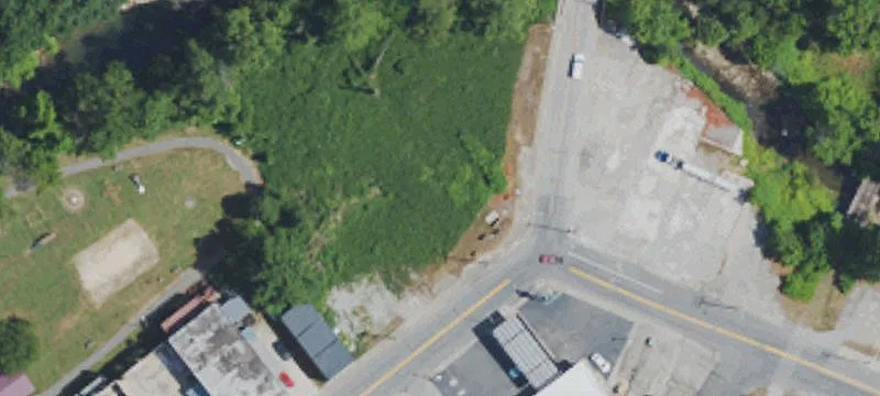 609 Main St