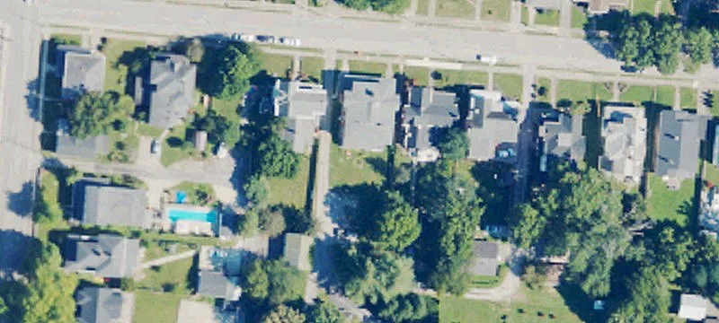 313 Pleasant St