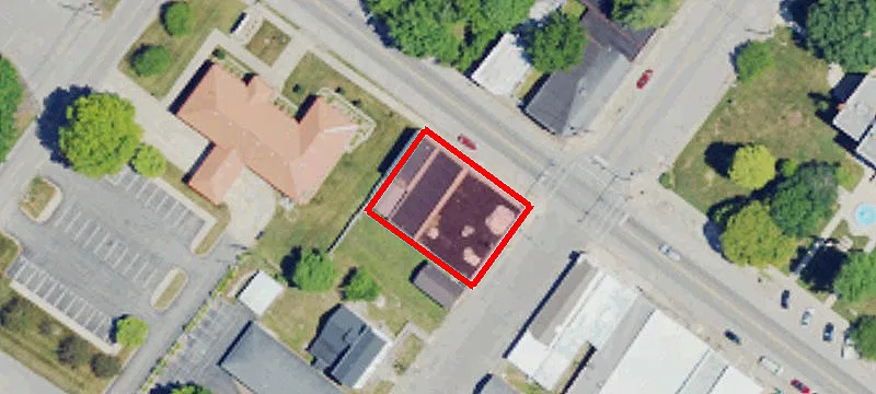 303 Main St