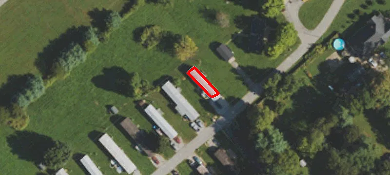 3160 Main St