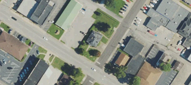 2041 Carter Ave