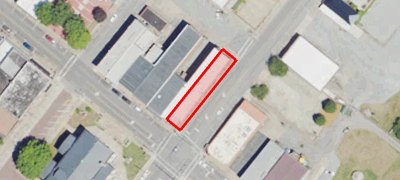 101 Main St