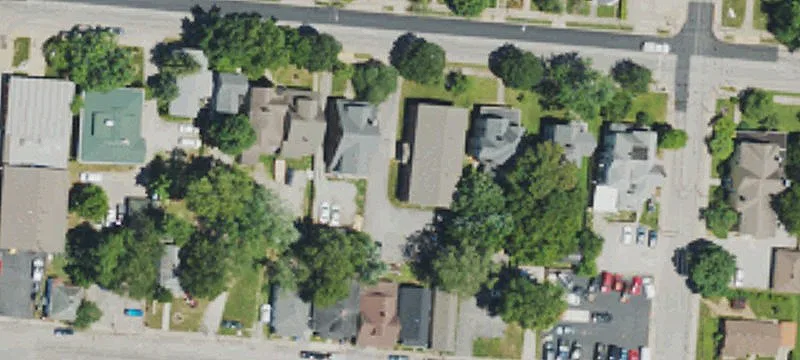 1018 Main St
