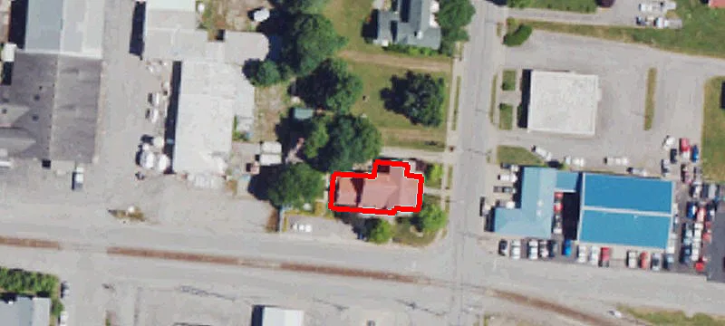 304 Main St