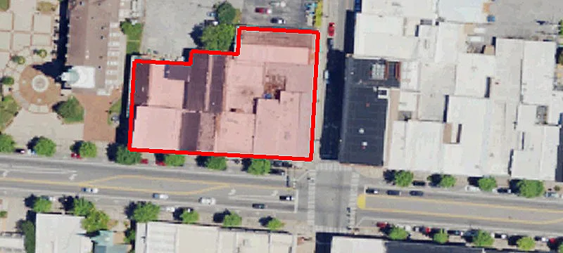 303 Main St