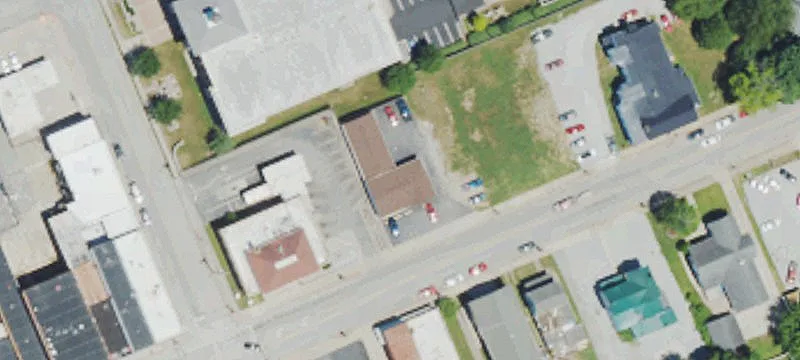 121 Main St