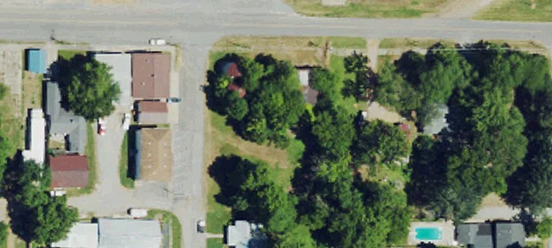 985 Clyde Elrod Ave
