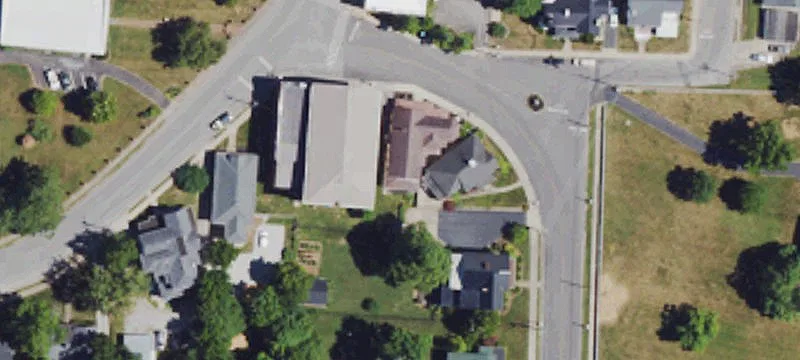 404 Beaumont Ave