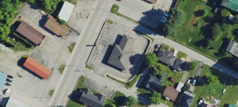 350 Richmond St
