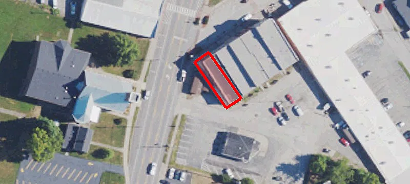 5320 Main St