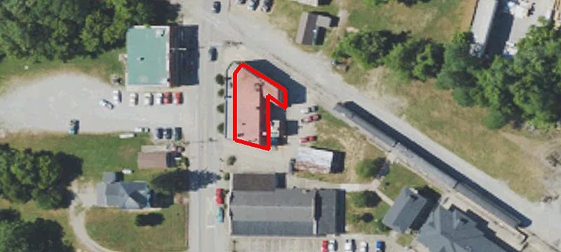 138 Main St