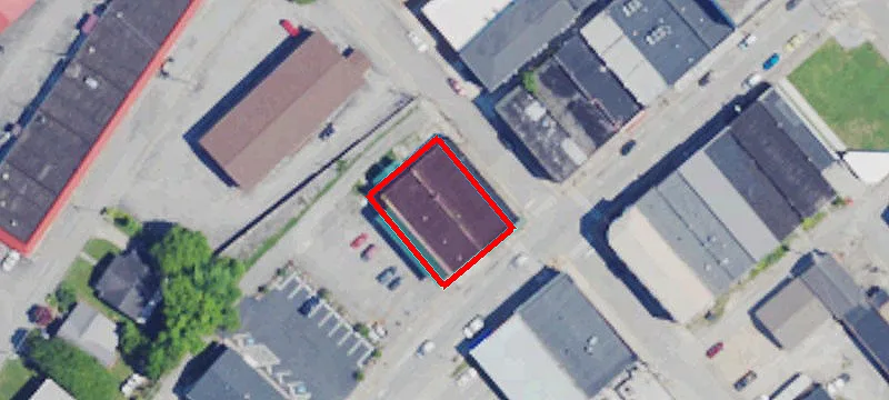 400 Main St
