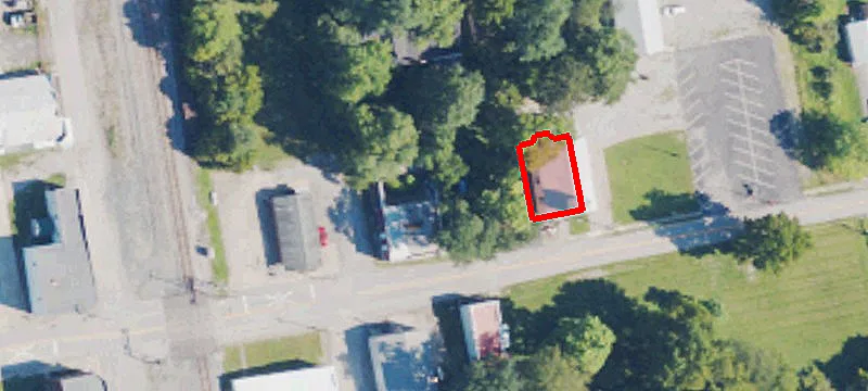 300 Main St