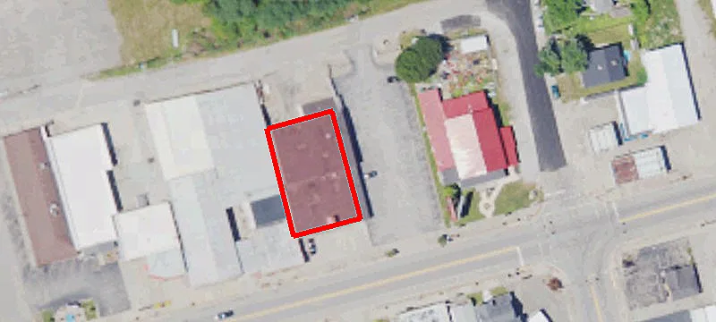 73 Main St
