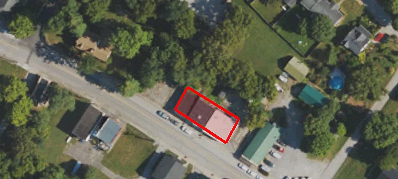 3385 Main St
